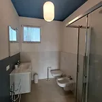 The Queen - With Pool Apartment