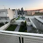 The Queen - With Pool *
