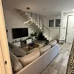 The Queen - With Pool Apartment *