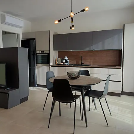 The Queen - Big Terrace And Pool * Peschiera del Garda