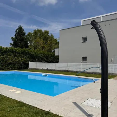 The Queen - Big Terrace And Pool Peschiera del Garda