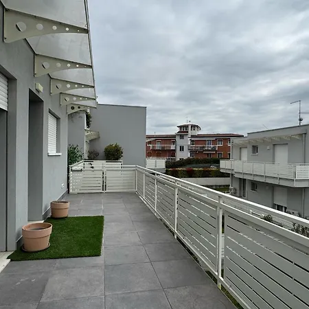 The Queen - Big Terrace And Pool * Peschiera del Garda