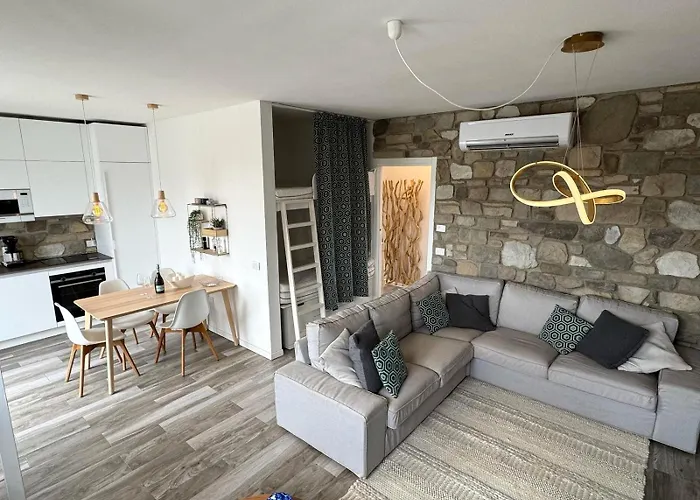 The Queen - Big Terrace And Pool Lägenhet *