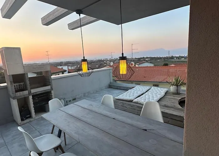 The Queen - Big Terrace And Pool Lägenhet