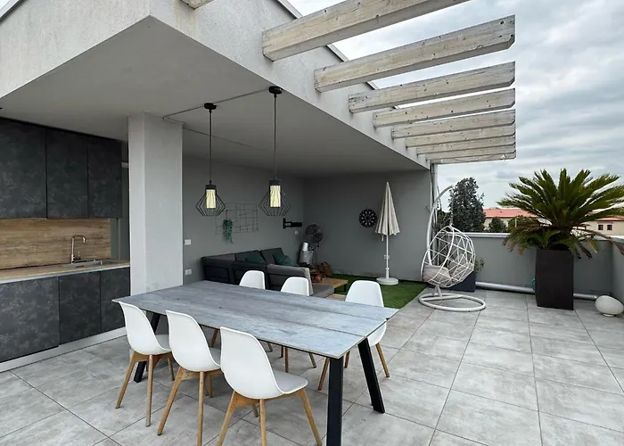 Lägenhet The Queen - Big Terrace And Pool